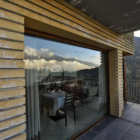 Hotell Finestra Sulle Alpi Bema